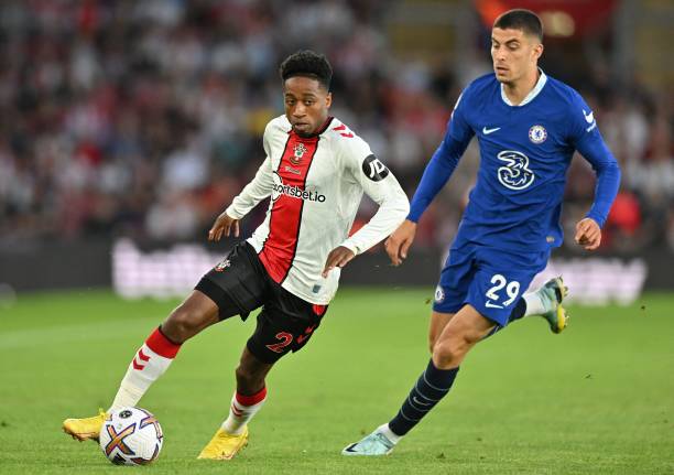 缺乏系统的 缺乏系统的