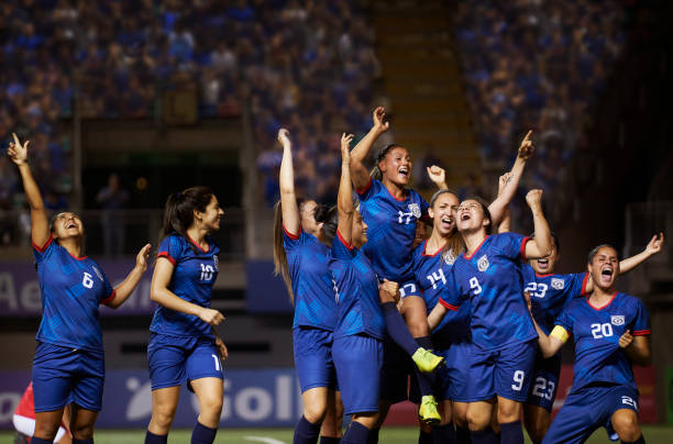 下对自己形 下对自己形