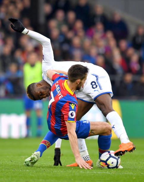 内部矛盾激 内部矛盾激